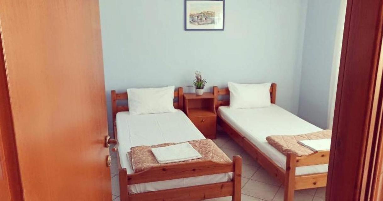 Erato Hotel Leptokaryá Ngoại thất bức ảnh